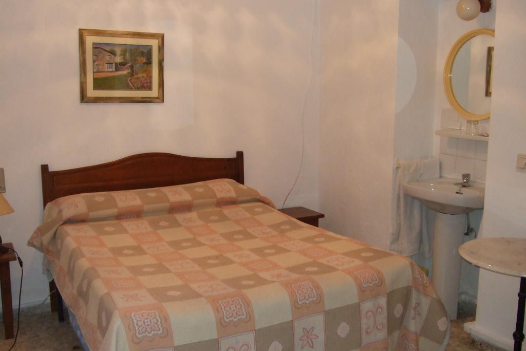 Hostal Alcazar Кордова Номер фото